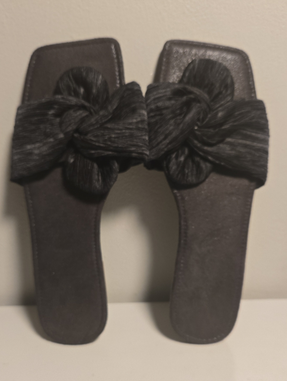Woven Knot Slide Sandals - Black